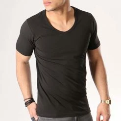 Jack And Jones Soldes 33 Le moins cher 🔥 Tee 👕 Shirt V Neck Noir de Jack And Jones 🔥