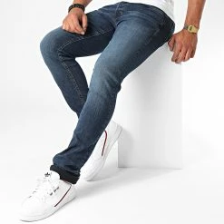 Les meilleures critiques de 🌟 Jean Slim Glenn Bleu Denim de Jack And Jones 🔥 -Jack And Jones Soldes jack and jones 223768 12173407 BLUE DENIM 20200709T141407 03