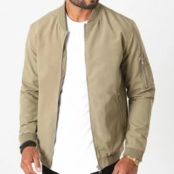 Tout neuf 😀 Bomber Rush Vert kaki de Jack And Jones 🤩