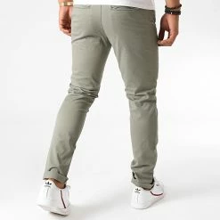 Offres 🎉 Pantalon Chino Slim Marco Dave Vert Kaki de Jack And Jones ✔️ -Jack And Jones Soldes jack and jones 230425 12174308 DUSTY OLIVE 20200901T184448 04