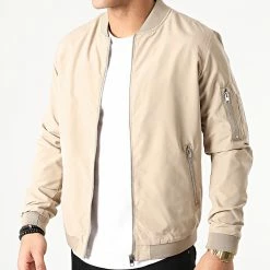Nouveau ⭐ Bomber Rush Beige de Jack And Jones 😀 -Jack And Jones Soldes jack and jones 245036 12165203 CROCKERY 20201223T163335 03