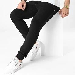 Top 10 🧨 Pantalon Jogging Gordon Soft Noir de Jack And Jones ✨ -Jack And Jones Soldes jack and jones 256413 12195726 BLACK 20210415T160451 03