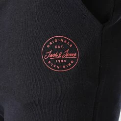 Sortie 🌟 Short Jogging Shark Bleu Marine de Jack And Jones ⌛ -Jack And Jones Soldes jack and jones 260001 12182595 NAVY BLAZER NOOSSS21 20210430T143421 03