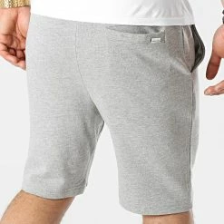 Offres 🎁 Short Jogging Shark Sweat Gris Chiné de Jack And Jones 😉 -Jack And Jones Soldes jack and jones 260002 12182595 LIGHT GREY MEL 20210402T080515 04