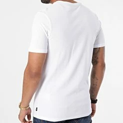 Nouveau ⭐ Tee 👚 Shirt Blahardy Blanc de Jack And Jones 🎁 -Jack And Jones Soldes jack and jones 267307 12166527 WHITE 20210528T141251 04
