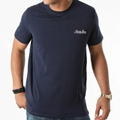 Sortie 💯 Tee 👕 Shirt Tons Bleu Marine de Jack And Jones 🥰 -Jack And Jones Soldes jack and jones 276380 12186758 NAVY BLAZER STANDARD 20210730T145909 03