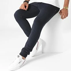Acheter 🎉 Pantalon Jogging Gordon Soft Bleu Marine de Jack And Jones 😀 -Jack And Jones Soldes jack and jones 277860 12195726 NAVY BLAZER 20210805T162431 03