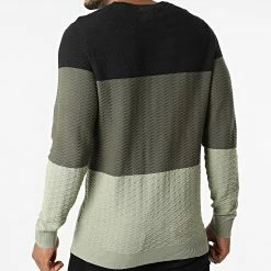 Meilleure vente 🌟 Pull Lawson Blocking Vert Kaki Noir de Jack And Jones 😉 -Jack And Jones Soldes jack and jones 287047 12192550 BLACK 20211007T150917 04