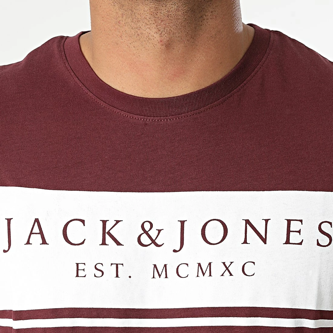 Bon marché 👍 Tee 👕 Shirt River Bordeaux de Jack And Jones ⭐ 2 Bon marché 👍 Tee 👕 Shirt River Bordeaux de Jack And Jones ⭐ – Image 2
