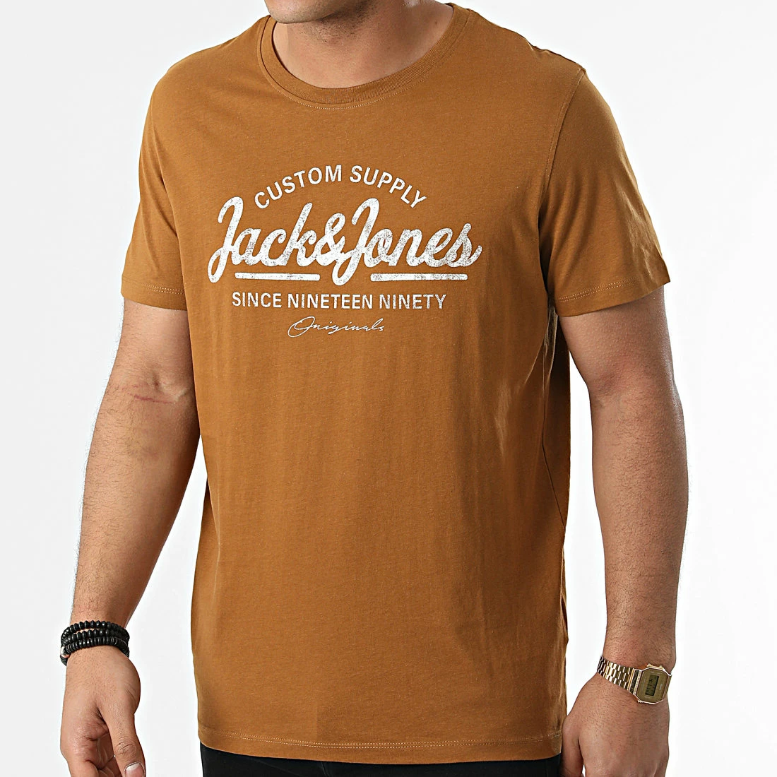 Remise ✔️ Tee 👕 Shirt Gerald Camel de Jack And Jones 🔔 1 Remise ✔️ Tee 👕 Shirt Gerald Camel de Jack And Jones 🔔