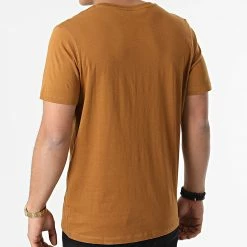 Remise ✔️ Tee 👕 Shirt Gerald Camel de Jack And Jones 🔔 7 Remise ✔️ Tee 👕 Shirt Gerald Camel de Jack And Jones 🔔 -Jack And Jones Soldes jack and jones 292052 12206707 RUBBER 20211118T123821 04