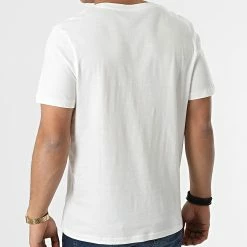 Meilleure vente 🌟 Tee 👚 Shirt Gerald Blanc de Jack And Jones ✔️ -Jack And Jones Soldes jack and jones 292057 12206707 CLOUD DANCER 20211118T122353 04