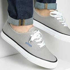 Sortie 🤩 Baskets Curtis Canvas 12201283 Frost Gray de Jack And Jones 🧨