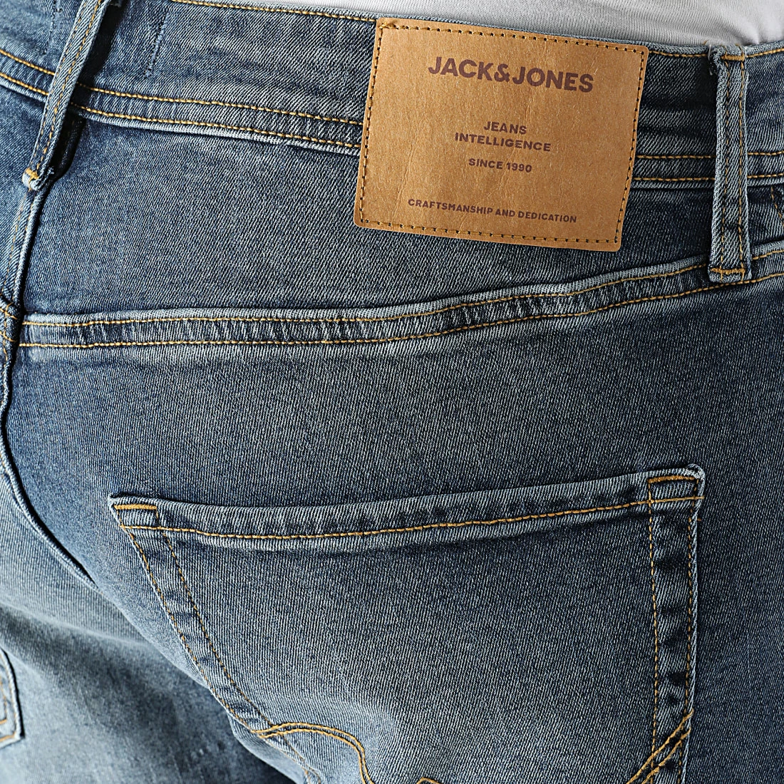 Offres 😍 Short Jean Rick Original Bleu Denim de Jack And Jones 👏 2 Offres 😍 Short Jean Rick Original Bleu Denim de Jack And Jones 👏 – Image 2