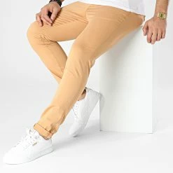 Budget 😍 Pantalon Chino Slim Marco Bowie Camel de Jack And Jones 🔔 -Jack And Jones Soldes jack and jones 300635 12202913 DOE 20220223T142633 03