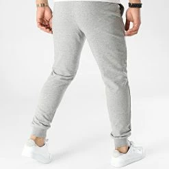 Meilleure affaire ✔️ Pantalon Jogging Scott Gris Chiné de Jack And Jones 🛒 -Jack And Jones Soldes jack and jones 300680 12199665 LIGHT GREY MEL 20220203T154317 04
