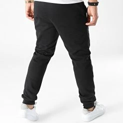 Nouveau 🔥 Pantalon Jogging Gordon Logo Noir de Jack And Jones 🧨 -Jack And Jones Soldes jack and jones 303124 12205623 BLACK 20220218T143504 04