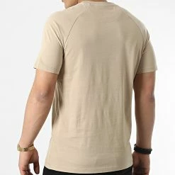 Meilleur prix 👏 Tee 👕 Shirt A Poche Poitrine Coastal Shape Beige Floral de Jack And Jones 💯 -Jack And Jones Soldes jack and jones 309371 12200311 CROCKERY STANDARD F 20220331T161754 04