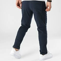 Les meilleures critiques de 🤩 Pantalon Chino Ace Breeze Bleu Marine de Jack And Jones ⭐ 7 Les meilleures critiques de 🤩 Pantalon Chino Ace Breeze Bleu Marine de Jack And Jones ⭐ -Jack And Jones Soldes jack and jones 313700 12195472 DARK NAVY 20220415T142748 04