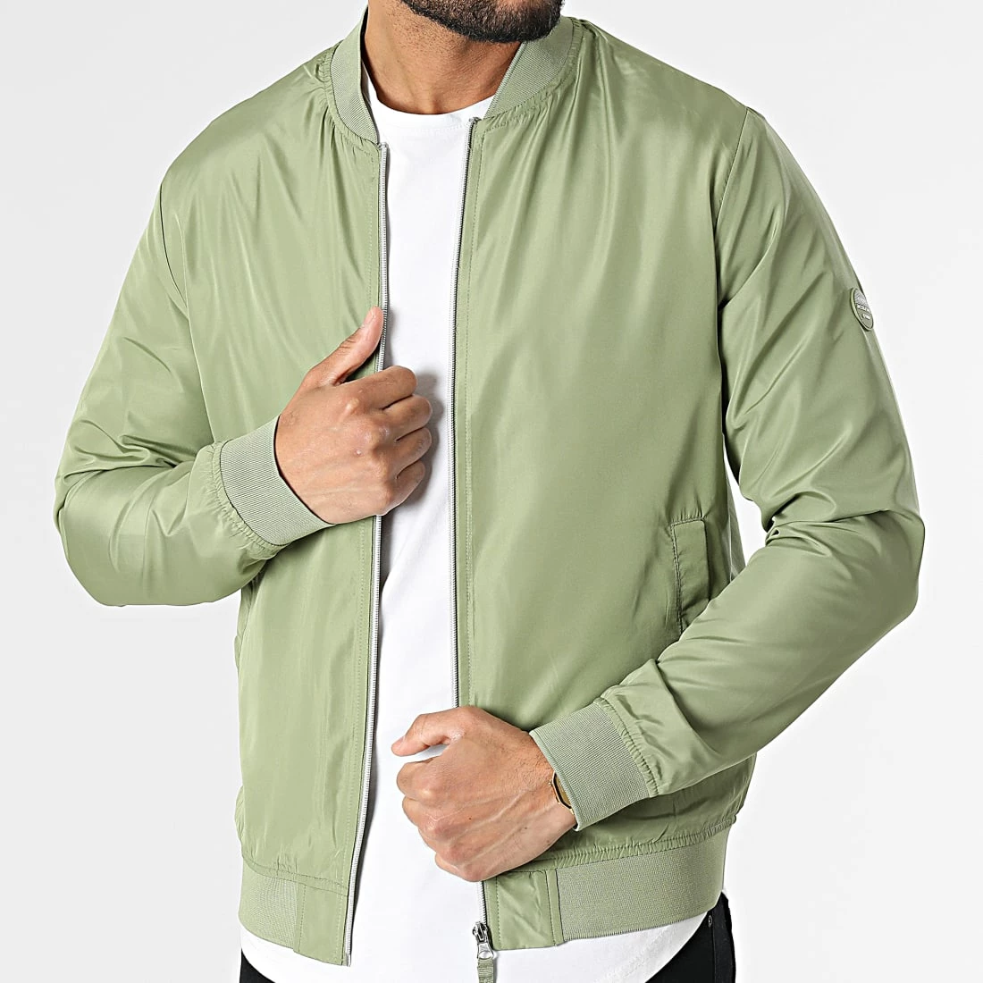 Sortie ⌛ Veste Zippée Vegas Vert Kaki Clair de Jack And Jones 🛒 1 Sortie ⌛ Veste Zippée Vegas Vert Kaki Clair de Jack And Jones 🛒