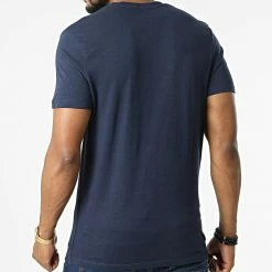 Les meilleures critiques de 👍 Tee 👕 Shirt Seth City Bleu Marine de Jack And Jones 🛒 -Jack And Jones Soldes jack and jones 319226 12214732 NAVY BLAZER 20220518T141732 04