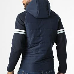 Meilleur prix 👍 Veste Zippée Capuche Logan Hybrid 12205616 Bleu Marine de Jack And Jones 🌟 7 Meilleur prix 👍 Veste Zippée Capuche Logan Hybrid 12205616 Bleu Marine de Jack And Jones 🌟 -Jack And Jones Soldes jack and jones 322554 12205616 NAVY BLAZER 20220620T154556 04