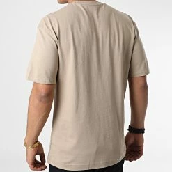 Les meilleures critiques de 💯 Tee 👕 Shirt Relaxed Beige de Jack And Jones 🤩 -Jack And Jones Soldes jack and jones 326155 12190467 CROCKERY RELAXED 20220707T160057 04