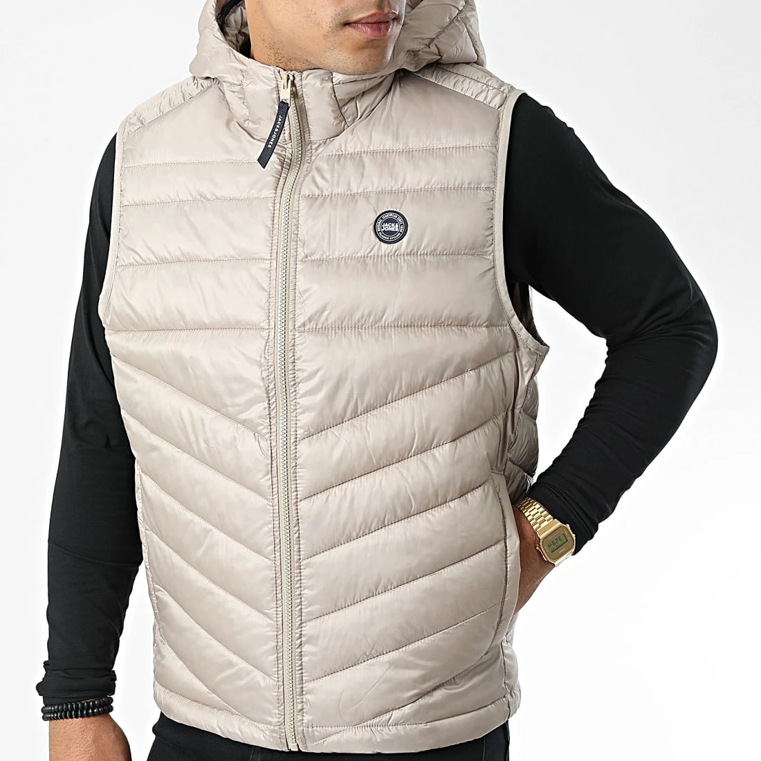 Sortie 💯 Doudoune Capuche Sans Manches Hero Beige de Jack And Jones 🥰 3 Sortie 💯 Doudoune Capuche Sans Manches Hero Beige de Jack And Jones 🥰 – Image 3