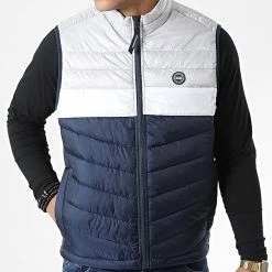 Le moins cher 👏 Doudoune Sans Manches Hero Bodywarmer 12211790 Bleu Marine Gris de Jack And Jones 🎉 -Jack And Jones Soldes jack and jones 326355 12211790 NAVY BLAZER GLACIER GR 20220706T161650 03