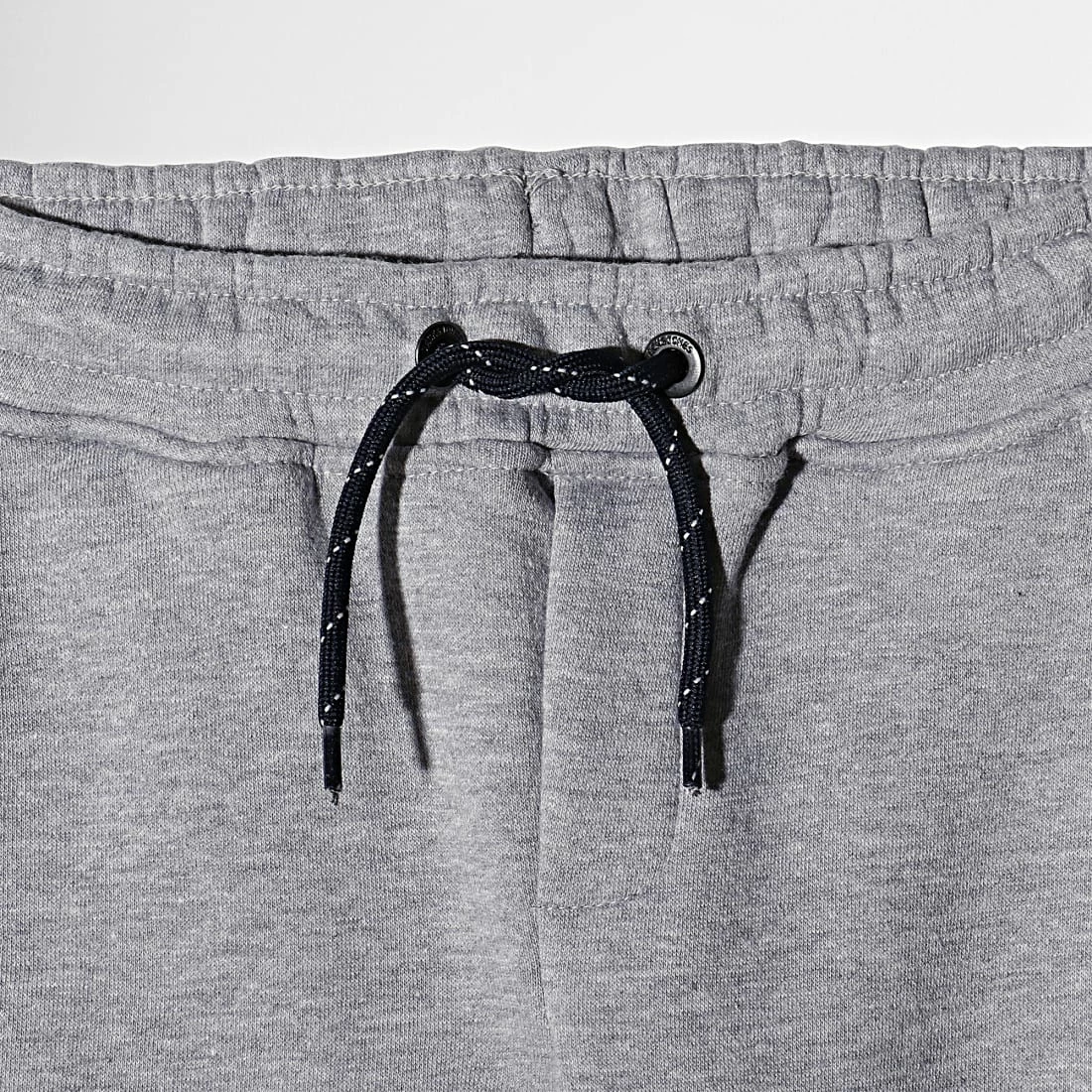 Offres 🎉 Pantalon Jogging Enfant Logo Block Gris Chiné de Jack And Jones ❤️ 2 Offres 🎉 Pantalon Jogging Enfant Logo Block Gris Chiné de Jack And Jones ❤️ – Image 2