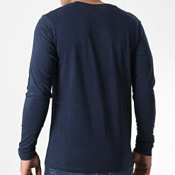 Sortie 🛒 Tee 👚 Shirt Manches Longues Jerrys 12222085 Bleu Marine de Jack And Jones ✔️ 7 Sortie 🛒 Tee 👚 Shirt Manches Longues Jerrys 12222085 Bleu Marine de Jack And Jones ✔️ -Jack And Jones Soldes jack and jones 326506 12222085 NAVY BLAZER BIG 20220706T161416 04