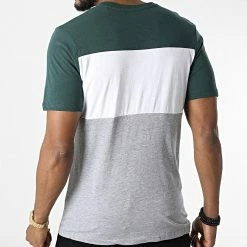 Remise 😀 Tee 👕 Shirt Logo Blocking Gris Chiné Blanc Vert de Jack And Jones 🧨 -Jack And Jones Soldes jack and jones 326959 12173968 PINE GROVE 20220817T093855 04