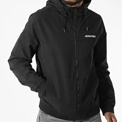 Offres ⌛ Veste Zippée Capuche Rush Noir de Jack And Jones 😍 6 Offres ⌛ Veste Zippée Capuche Rush Noir de Jack And Jones 😍 -Jack And Jones Soldes jack and jones 326993 12200208 BLACK SOLID 20220708T115002 03