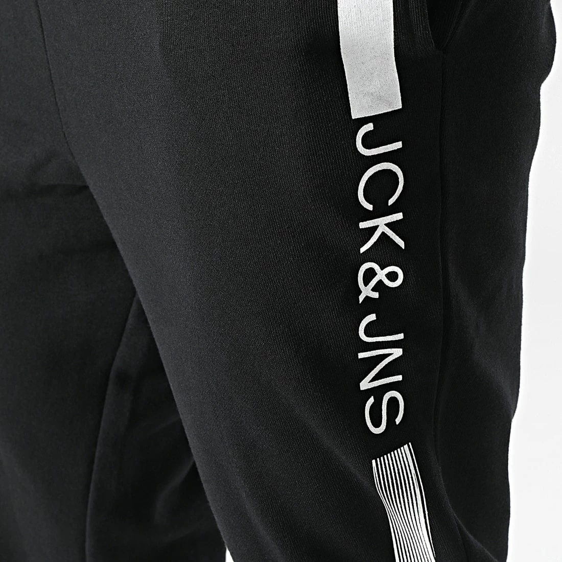 Meilleure vente 🔔 Pantalon Jogging A Bande Ace Adam Noir de Jack And Jones 😉 2 Meilleure vente 🔔 Pantalon Jogging A Bande Ace Adam Noir de Jack And Jones 😉 – Image 2