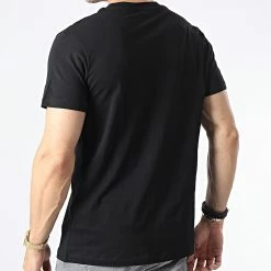 Le moins cher 😉 Tee 👕 Shirt Lock Noir de Jack And Jones 🌟 -Jack And Jones Soldes jack and jones 329096 12213248 BLACK SMALL 20220722T153036 04