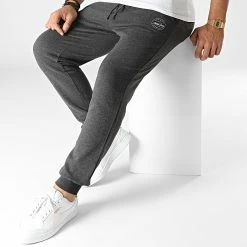 Offres ⭐ Pantalon Jogging Gordon Shark Gris Anthracite Chiné de Jack And Jones ⭐ -Jack And Jones Soldes jack and jones 329908 12165322 DARK GREY MEL 20220802T162134 03