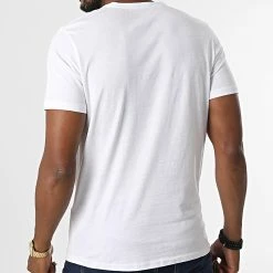 Offres ❤️ Lot De 2 Tee 👕 Shirts Tech Logo Noir Blanc de Jack And Jones 🎁 -Jack And Jones Soldes jack and jones 331694 12225850 BLACK BLACK WHITE 20220816T154312 04