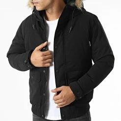 Vente flash ✔️ Parka Capuche Fourrure Winner Bomber Noir de Jack And Jones 😀