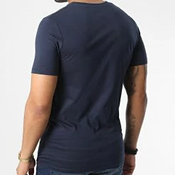 Acheter ⭐ Lot de 3 Tee 👚 Shirts 12221215 Blanc Noir Bleu Marine de Jack And Jones 🔥 -Jack And Jones Soldes jack and jones 334059 12221215 BLACK BLACK WHITE 20221117T111106 04