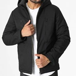 De gros 😀 Veste Zippée Capuche Abel Noir de Jack And Jones 👏