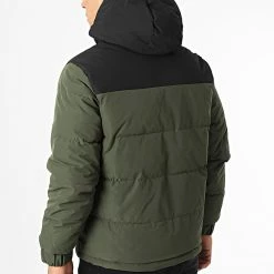 Grosses soldes 🎁 Doudoune Capuche Otto Puffer Vert Kaki Noir de Jack And Jones 🛒 -Jack And Jones Soldes jack and jones 335695 12214648 FOREST NIGHT 20220908T121616 04
