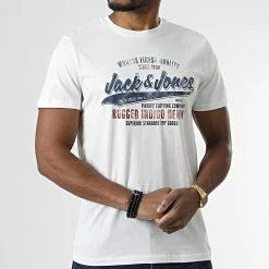 Le moins cher 🥰 Lot De 2 Tee 👚 Shirts Booster Bleu Marine Blanc de Jack And Jones 🛒 -Jack And Jones Soldes jack and jones 337461 12226043 NAVY BLAZER NAVY BLAZER 20220926T161746 04