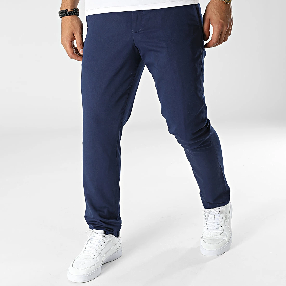 De gros 💯 Pantalon Chino Slim Franco Bleu Roi de Jack And Jones ✔️ 1 De gros 💯 Pantalon Chino Slim Franco Bleu Roi de Jack And Jones ✔️