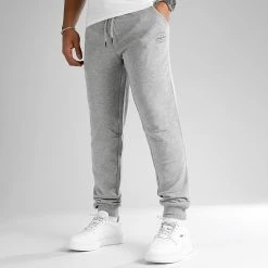 Promo 🛒 Pantalon Jogging Gordon Shark Gris Chiné de Jack And Jones ✔️ -Jack And Jones Soldes jack and jones 343054 12165322 LIGHT GREY MELANGE 20221021T095217 04