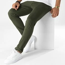 Acheter ✨ Pantalon Chino Marco Bowie Vert Kaki de Jack And Jones 🔔 6 Acheter ✨ Pantalon Chino Marco Bowie Vert Kaki de Jack And Jones 🔔 -Jack And Jones Soldes jack and jones 343273 12175972 FOREST NIGHT 20221017T150427 03
