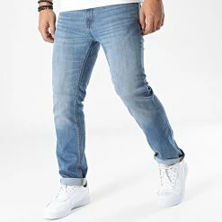 Remise 🥰 Jean Regular Fit Clark Original Bleu Denim de Jack And Jones 👍