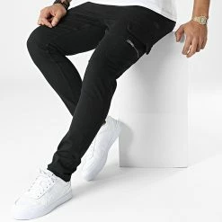 Meilleur prix 🔥 Pantalon Cargo Fergie Noir de Jack And Jones ⭐ -Jack And Jones Soldes jack and jones 344571 12220499 BLACK 20221108T152136 03