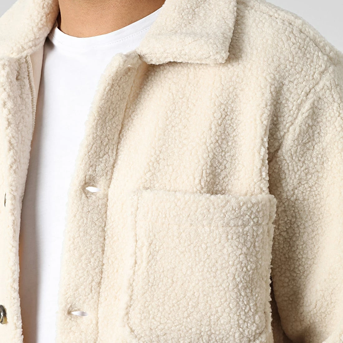 Vente flash ⌛ Surchemise Fourrure Owen Beige de Jack And Jones ✔️ 2 Vente flash ⌛ Surchemise Fourrure Owen Beige de Jack And Jones ✔️ – Image 2