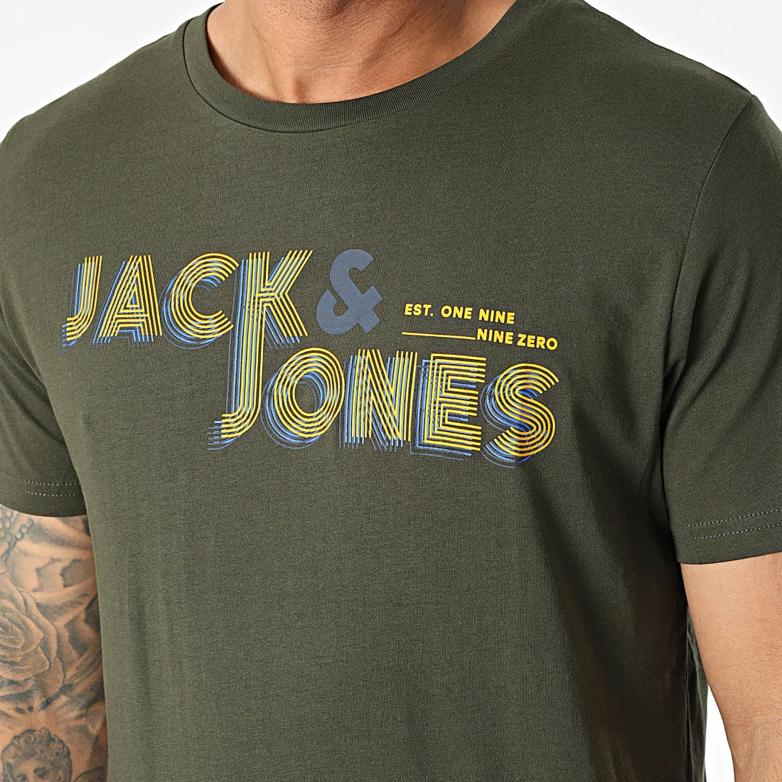 Grosses soldes 🎉 Tee 👚 Shirt Friday Vert Kaki de Jack And Jones ✨ 2 Grosses soldes 🎉 Tee 👚 Shirt Friday Vert Kaki de Jack And Jones ✨ – Image 2