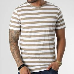 Le moins cher ⌛ Tee 👚 Shirt Power Ministripe Blanc Beige de Jack And Jones 🌟 -Jack And Jones Soldes jack and jones 347215 12227682 WEATHERED TEAK WHITE 20221110T152933 03